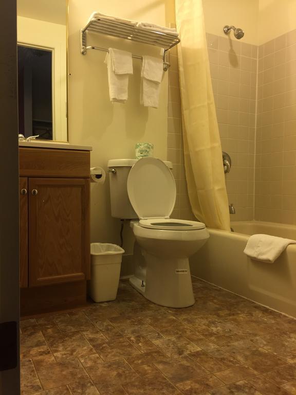 Ashland Motel ภายนอก รูปภาพ