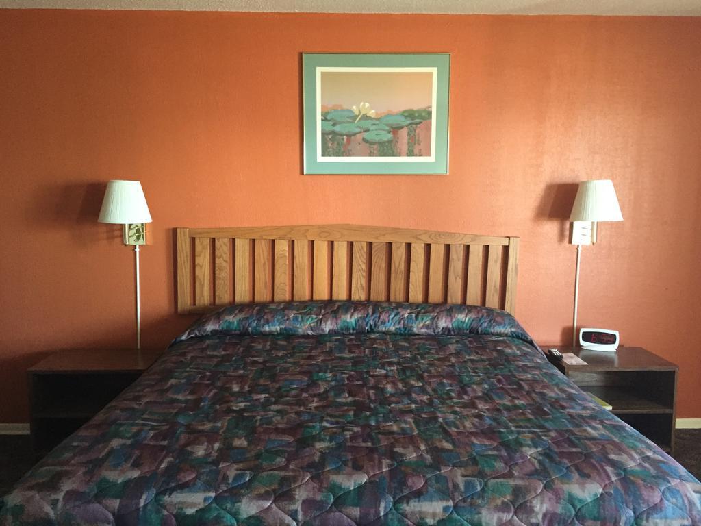Ashland Motel ภายนอก รูปภาพ